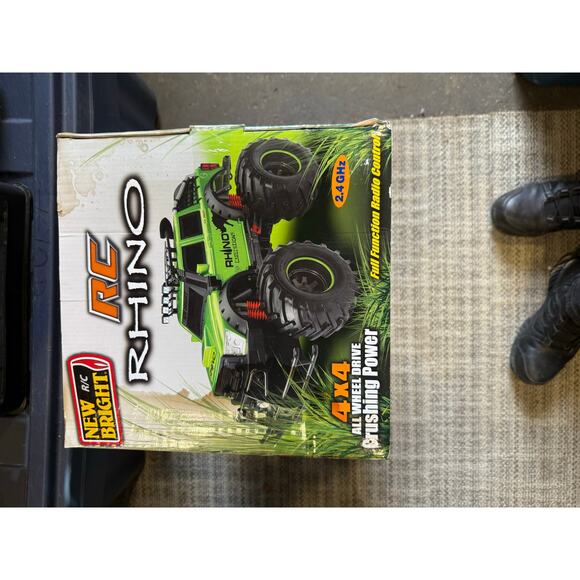 New Bright RC Rhino Vehicle - new in box - Picture 10 of 10